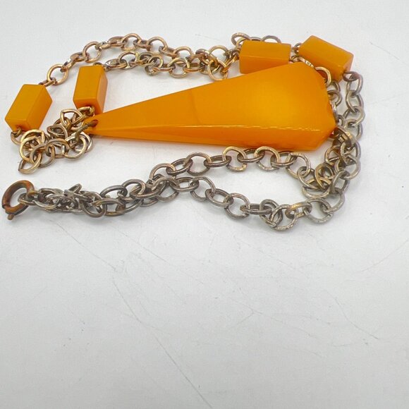 Vtg Butterscotch Bakelite Necklace Phenolic Resin Catalin Pendant Brass Tone Cha - Picture 5 of 10